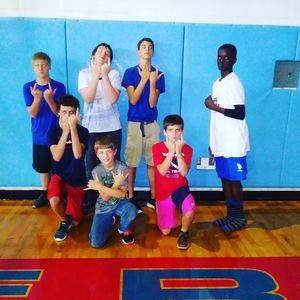 Meet your Posher, Dakota